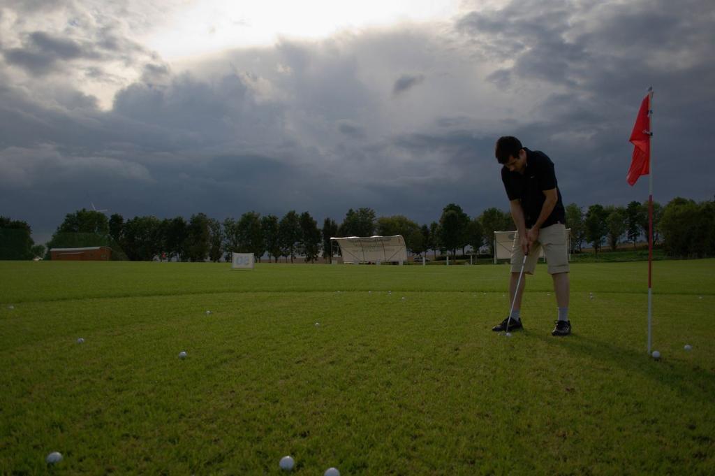 Golf Zajazd Zajaczkowo Σλούπσκ Εξωτερικό φωτογραφία